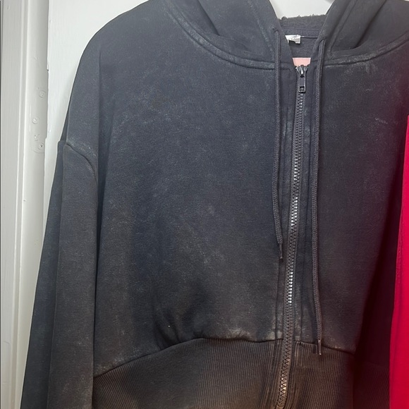 Cropped Hoodies Set - Picture 4 of 4